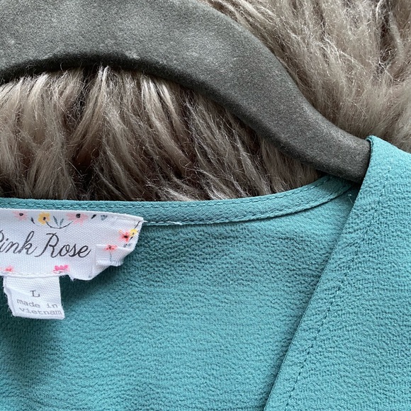 Cropped button blouse - Picture 2 of 3